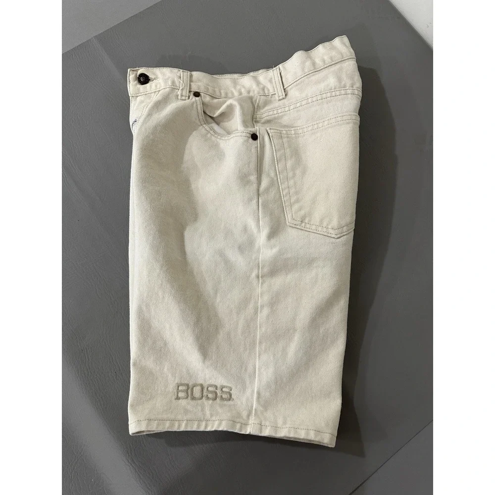 Vintage Boss Mens‎ Beige Denim Jean Shorts Embroidered Logo Size 30